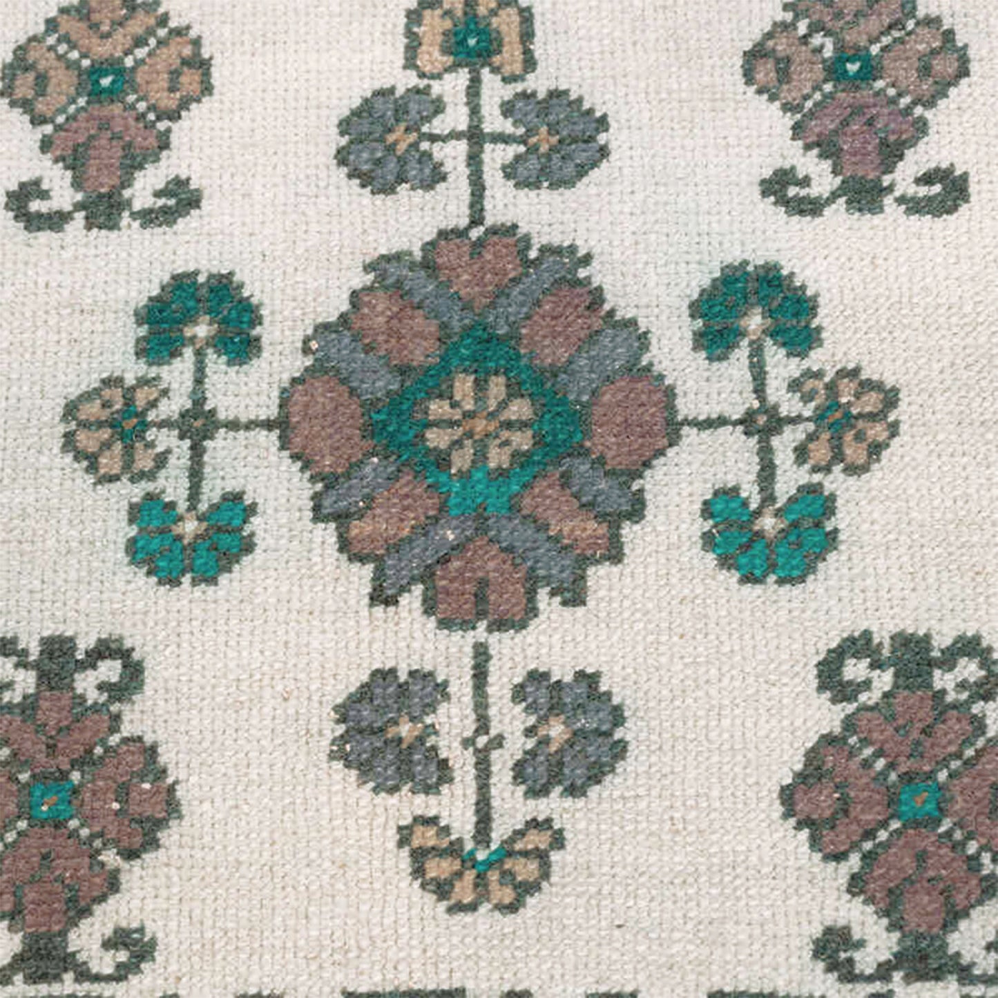 Botanical Geometry, Central Rosette, Lattice Field, Small Scale