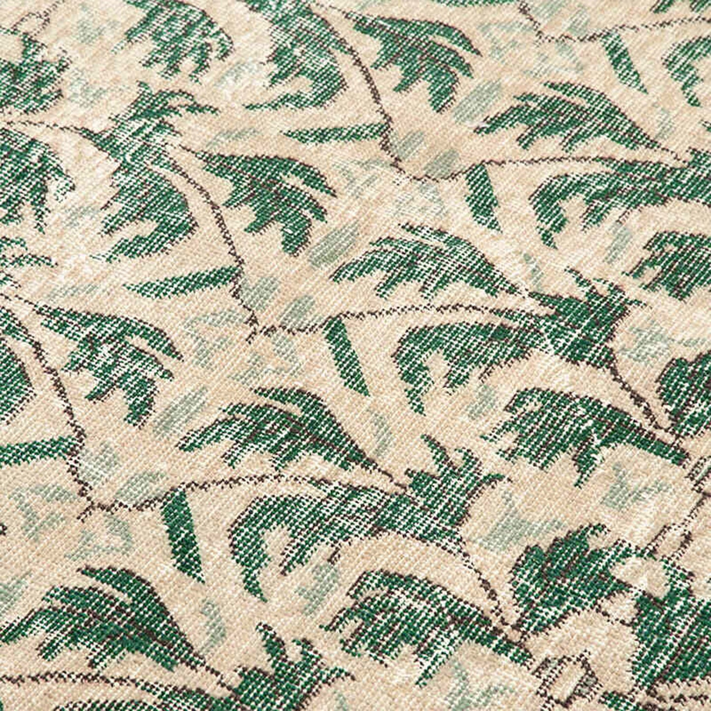 Allover Botanical Trellis, Ivory Ground, 153 x 262
