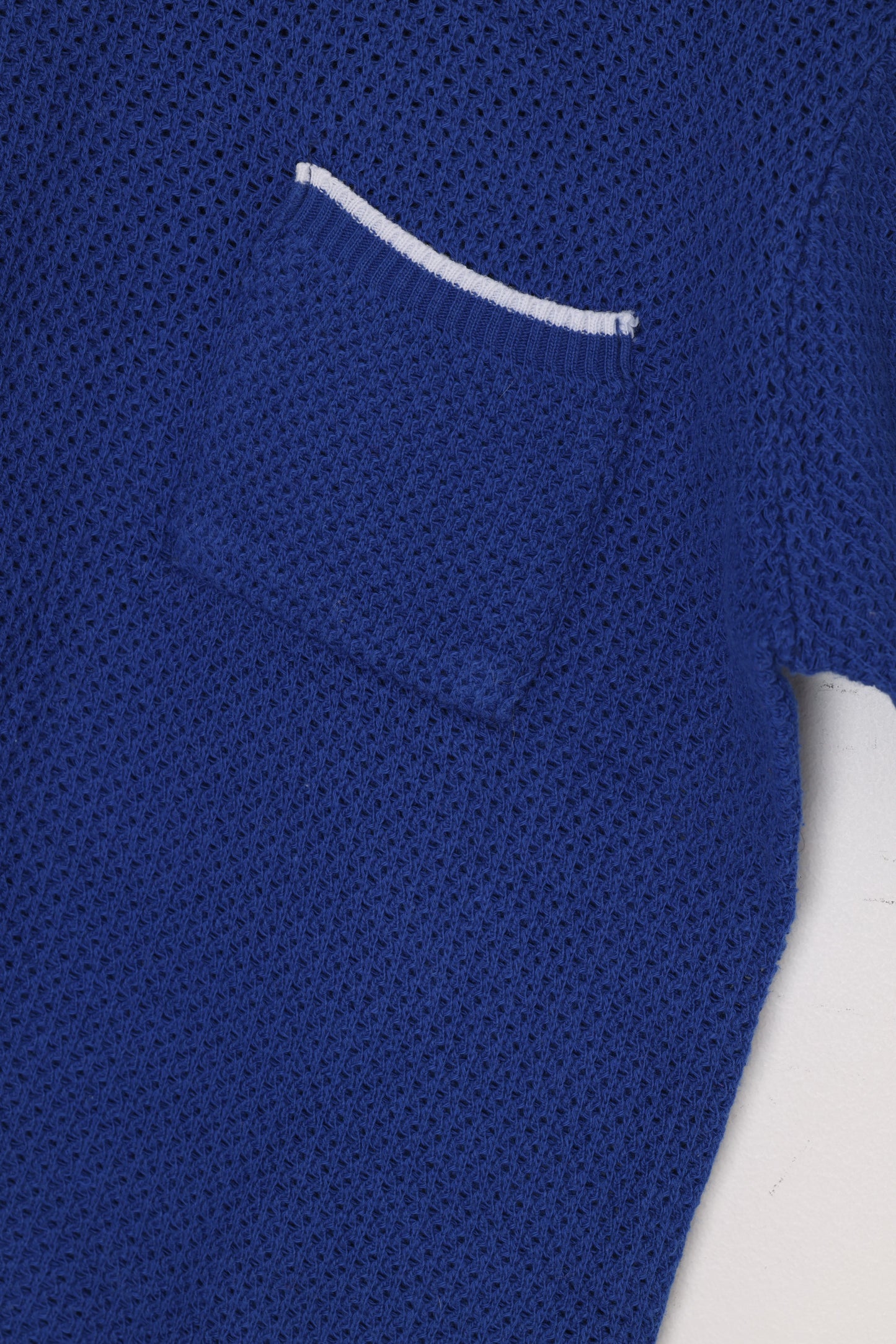 1965–1975, Single-Gauge Athleisure Sports Knit with Tipped Trims