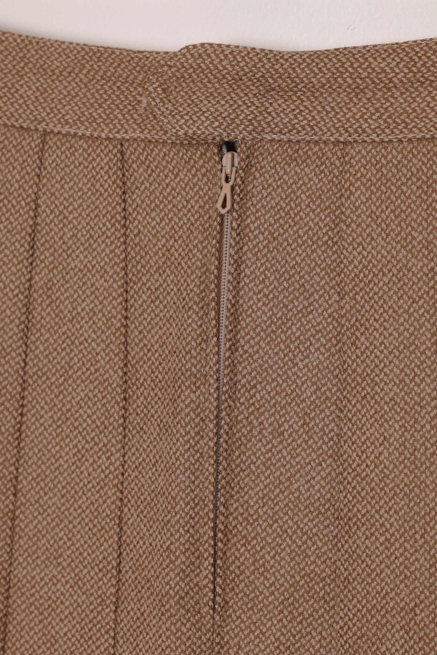 1980s Pure Wool Skirt, Vertical Panel Expansion, A-Line Panel Draft