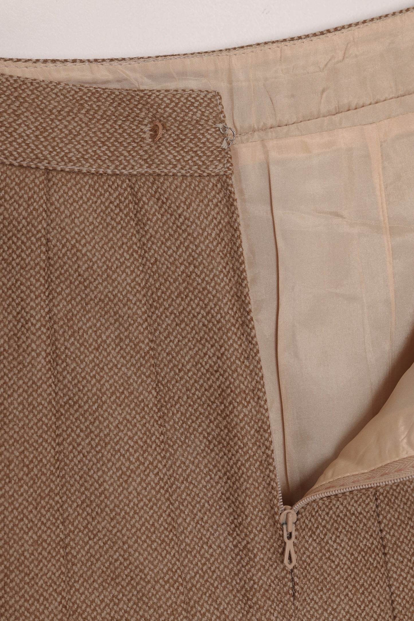 1980s Pure Wool Skirt, Vertical Panel Expansion, A-Line Panel Draft
