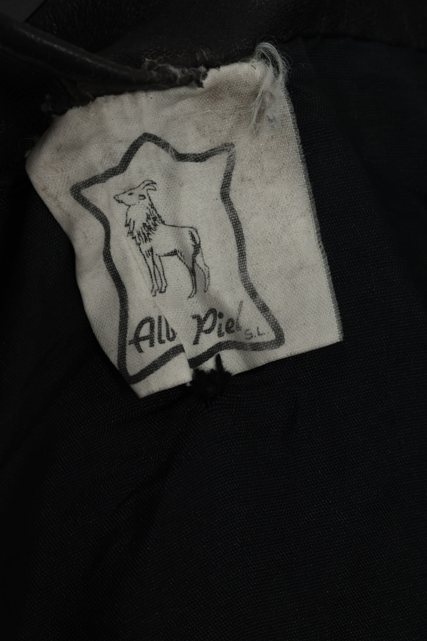 1985–1995 Leather Utility Jacket, Concealed Placket, Soft Roll Collar, Iberian Production