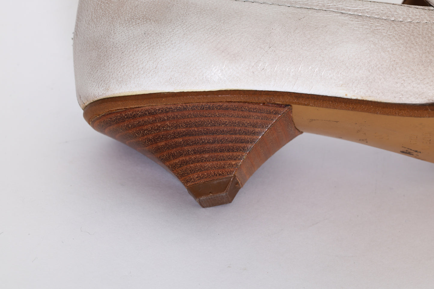 1985–1995, Swedish Loafer Pump with Stacked Cuban Heel