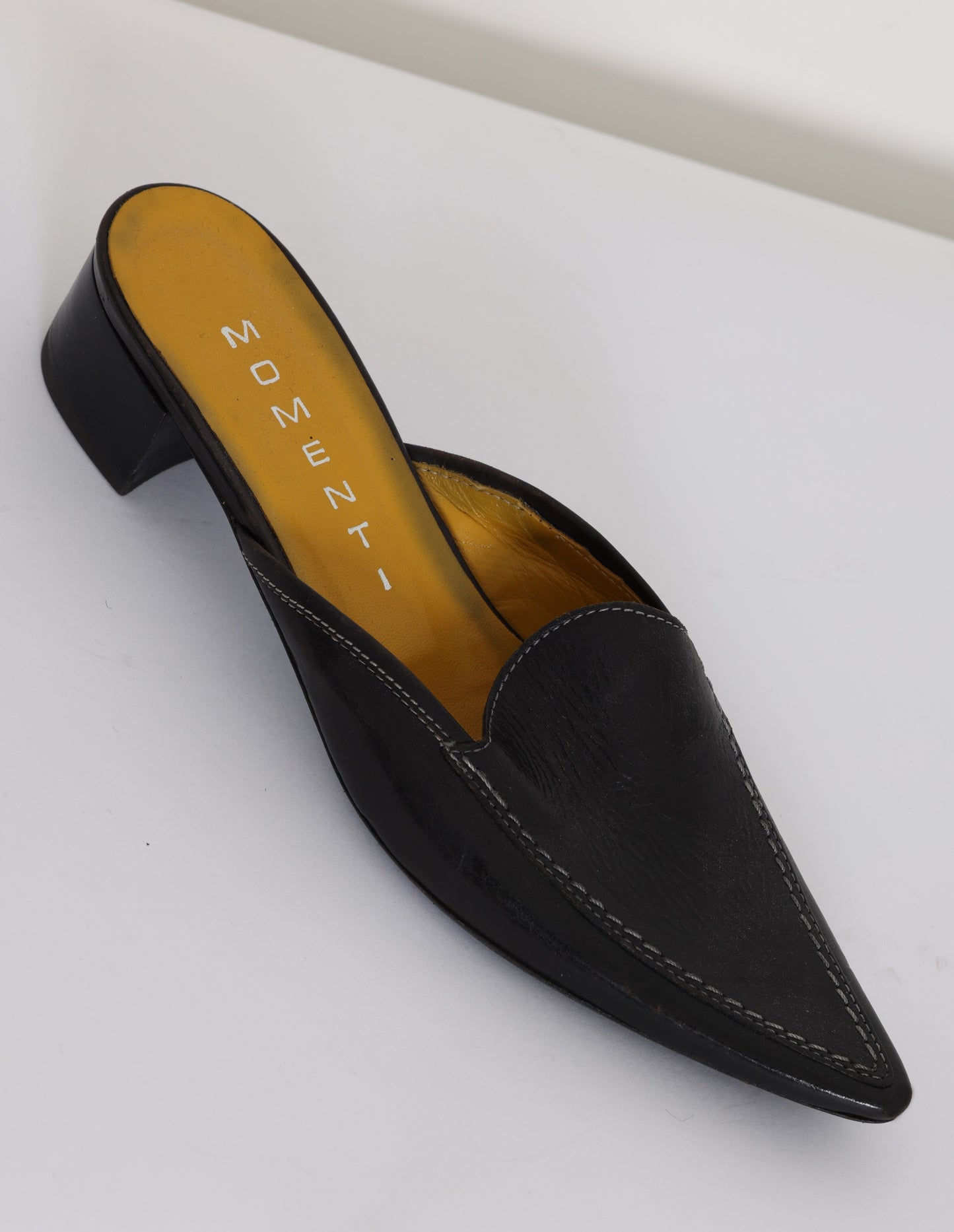 1993–1999, Slip-On Mule with Venetian Vamp and Extended Toe