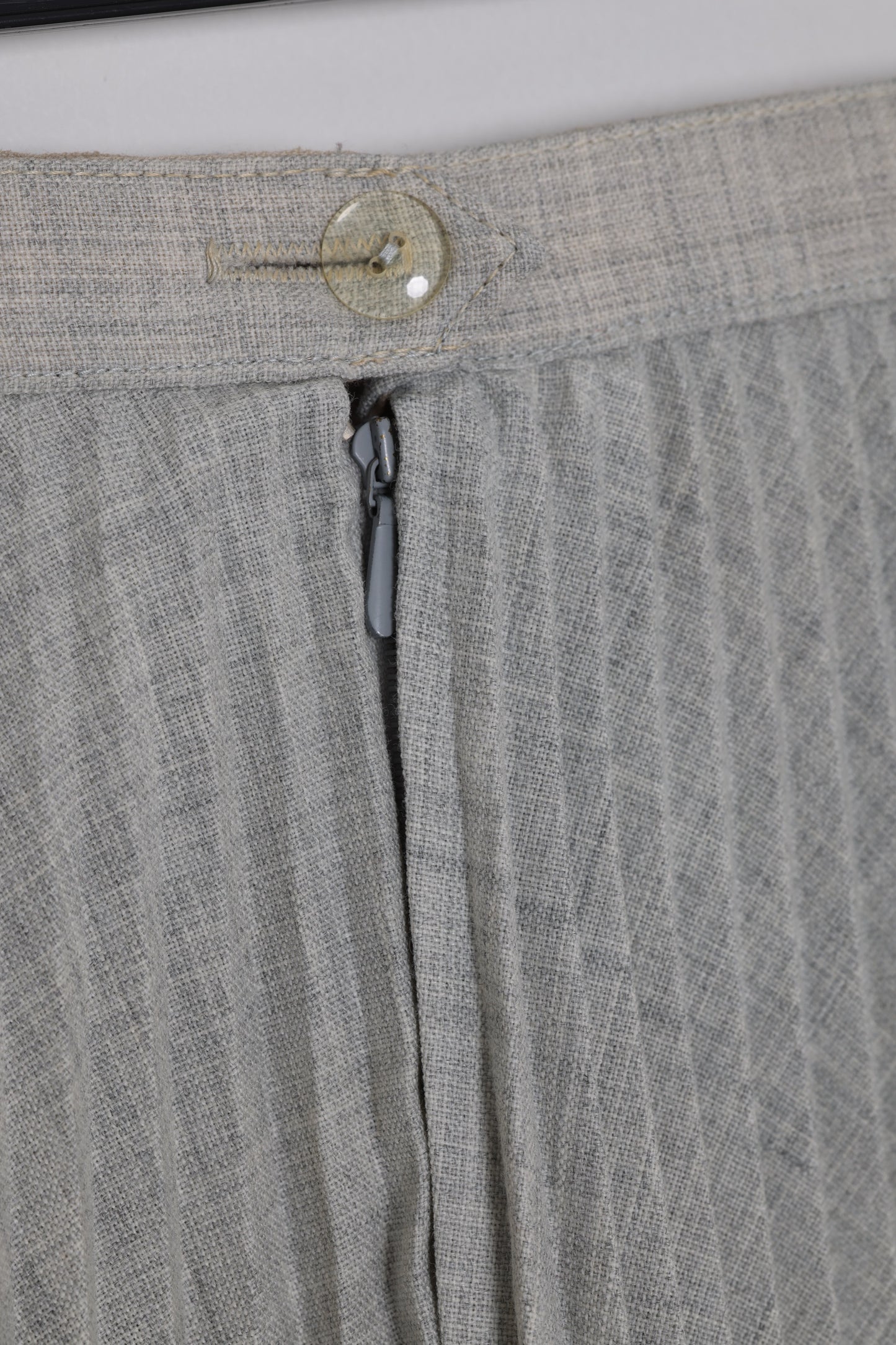 Late 1960s–early 1970s, Terylene-blend skirt, heat-set pleating