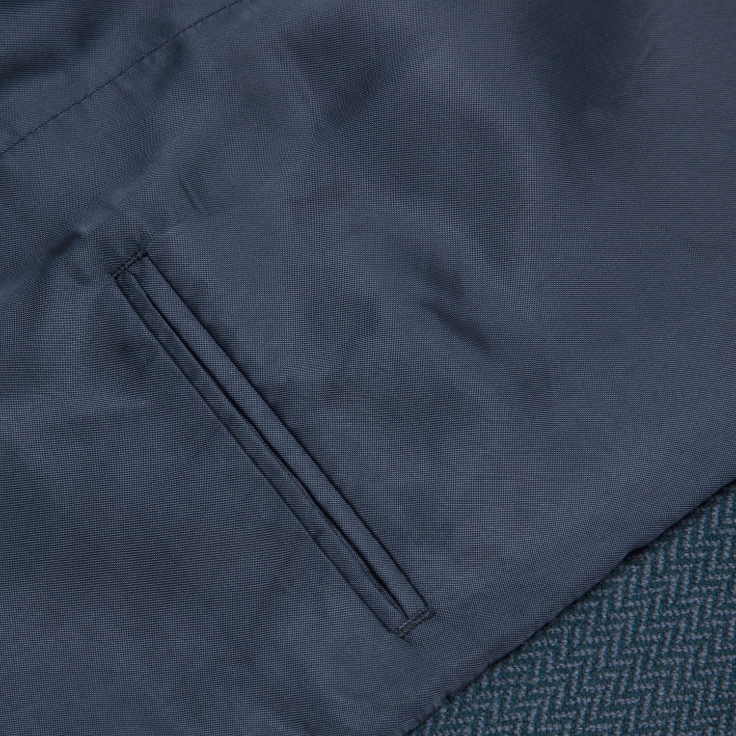 80s, Lambswool, Dual-Scale Herringbone, Neo-Traditionalist