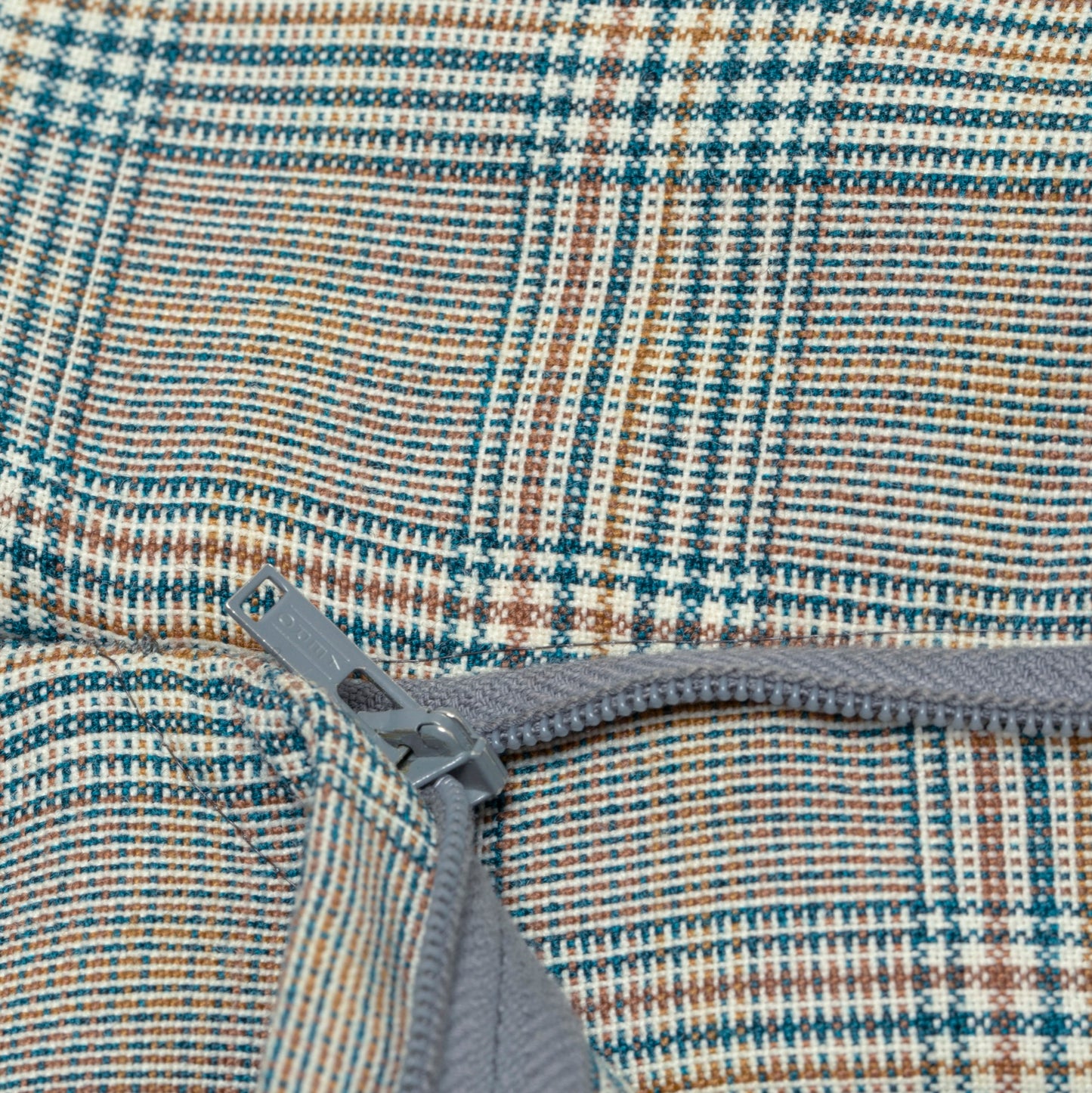 70s, Tropical Wool, Nordic Tailoring, Pre-Digital Layout Mastery