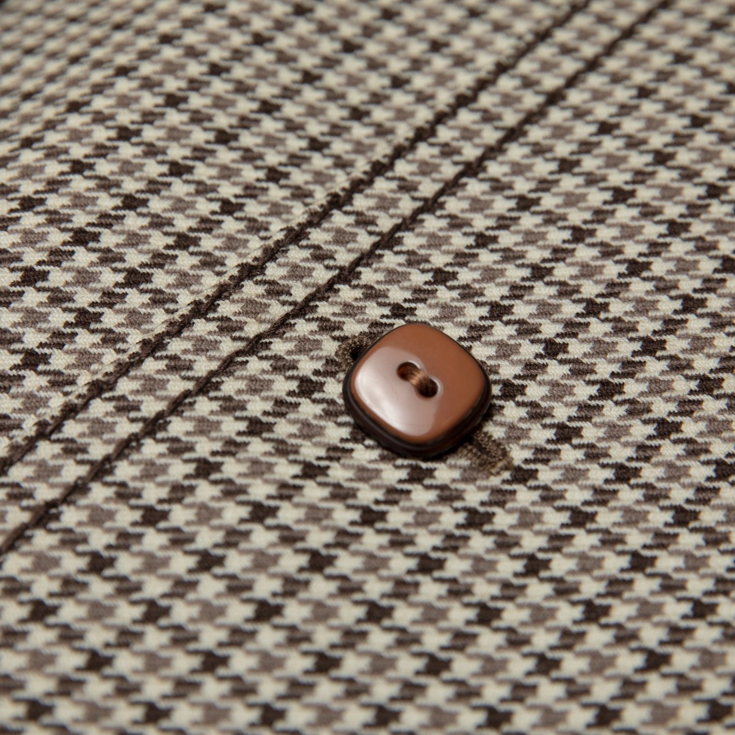 Royal (West Germany) Vintage, 1970s, Houndstooth Wool, Majorette