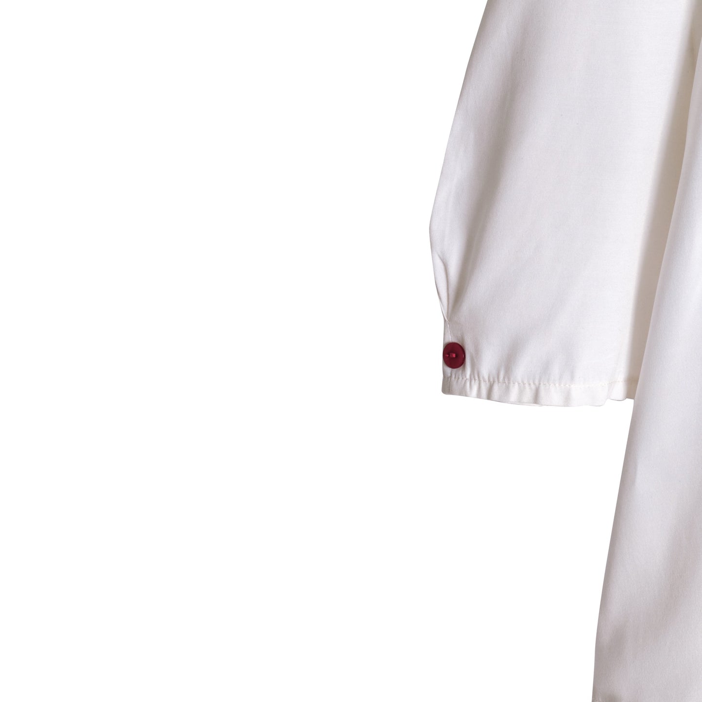 Slub Linen Embroidered Bermuda Collar T Blouse